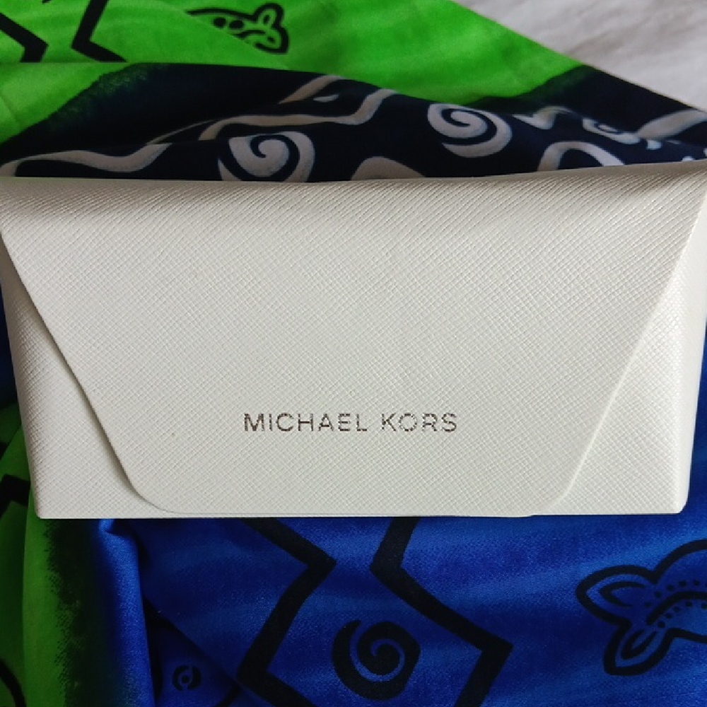 Michael Kors Creamy White Sunglass Case.New